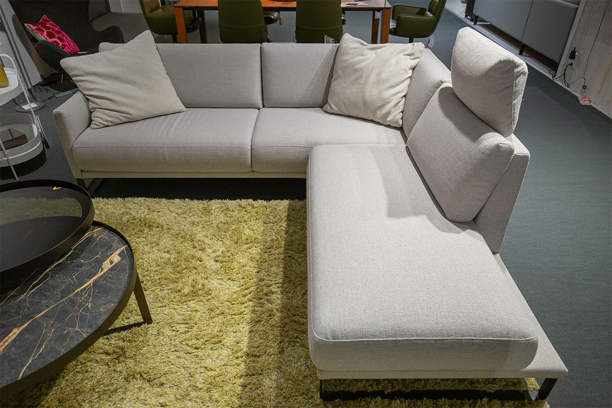 Ecksofa Cara von Rolf Benz im Sale
