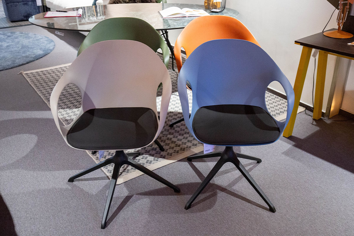 Stuhlgruppe Elephant inkl. Sitzkissen von Kristalia