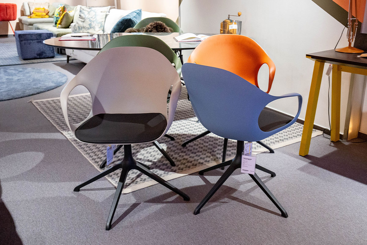 Stuhlgruppe Elephant inkl. Sitzkissen von Kristalia