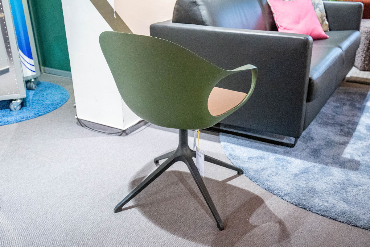 Stuhl Elephant inkl. Sitzkissen von Kristalia