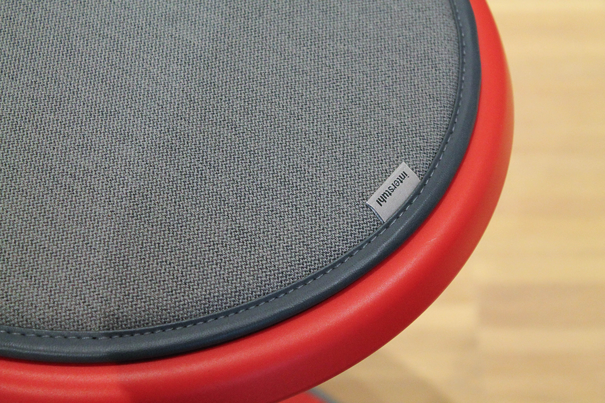 Pendelhocker UPis1 von Interstuhl