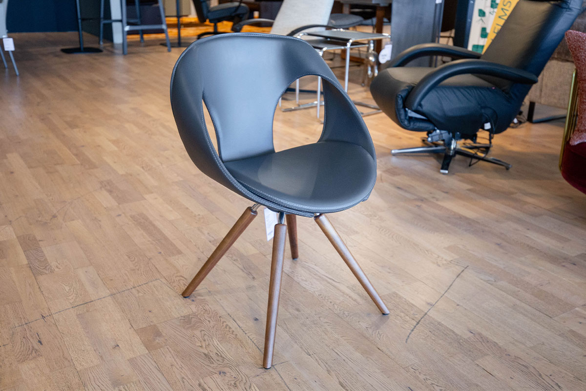 Stuhlgruppe Up von Tonon