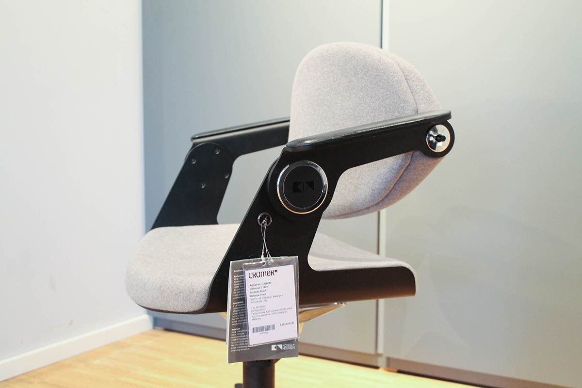 Bürodrehstuhl / Stehsitz-Stuhl Balance.Chair von König & Neurath