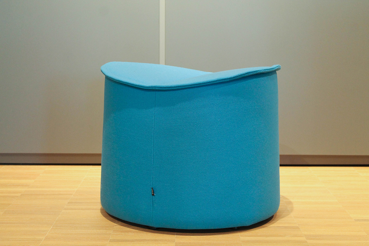 Drehsessel mit Hocker Nenou von COR