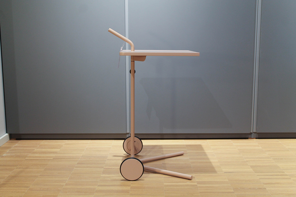 Laptoptisch Bond in Rosa von COR