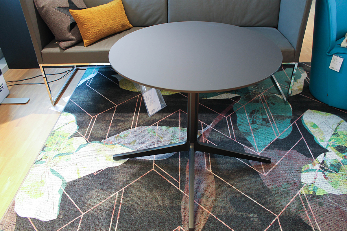 Bistrotisch Ypsilon 4 von Pedrali