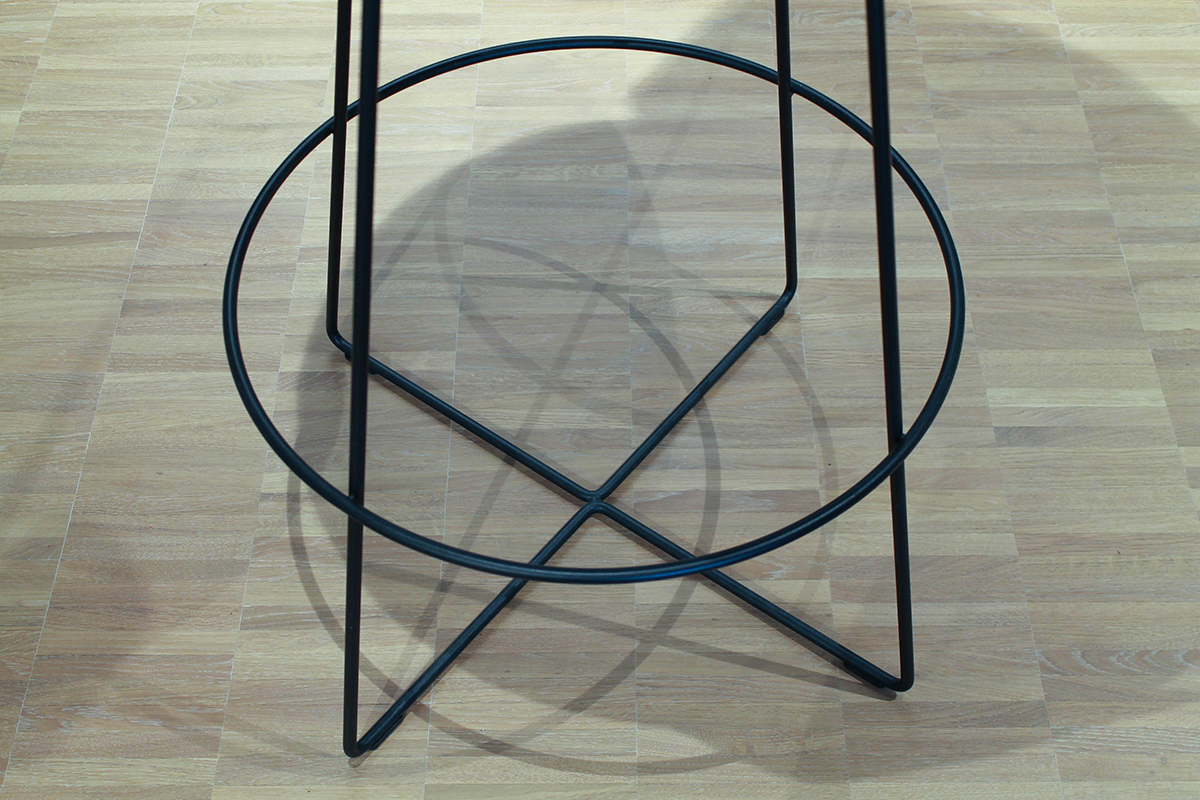 Barstuhl Trick von Werther