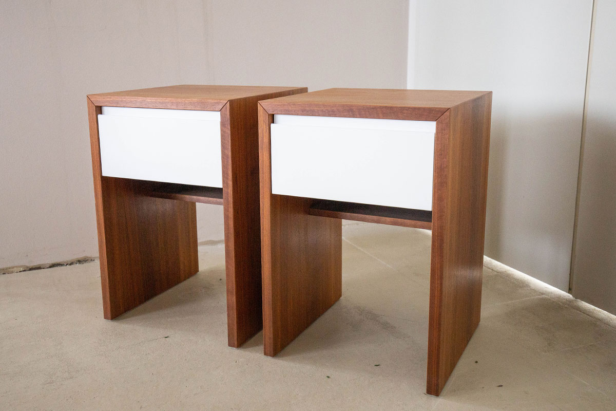 Nachtkommode Arcum Nussbaum 2er Gruppe von Cramer Holzmanufaktur für 1.130 € Nachtkommode Arcum Nussbaum 2er Gruppe von Cramer Holzmanufaktur für 1.130 €