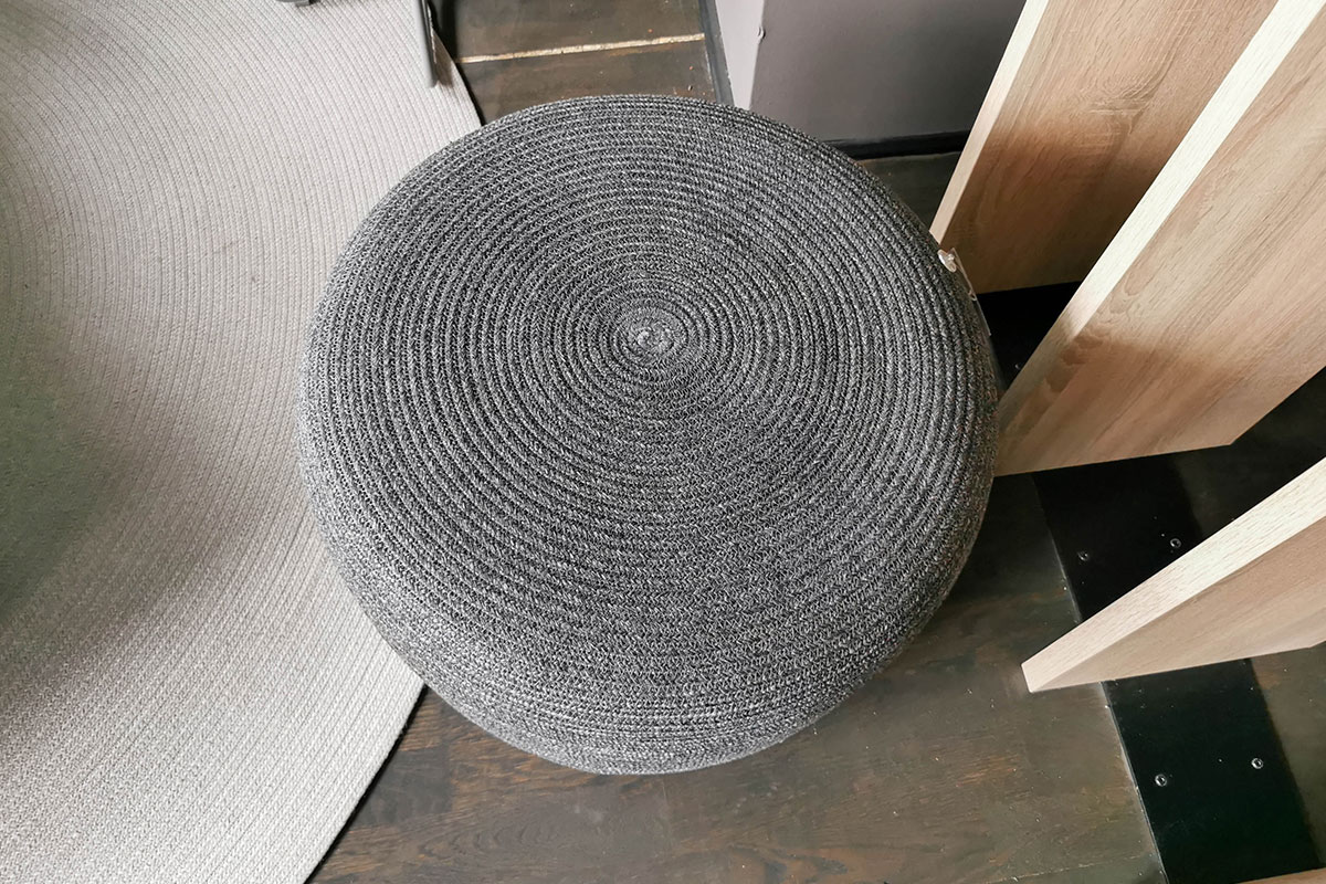 Outdoor-Hocker Circle dark grey von Cane-line