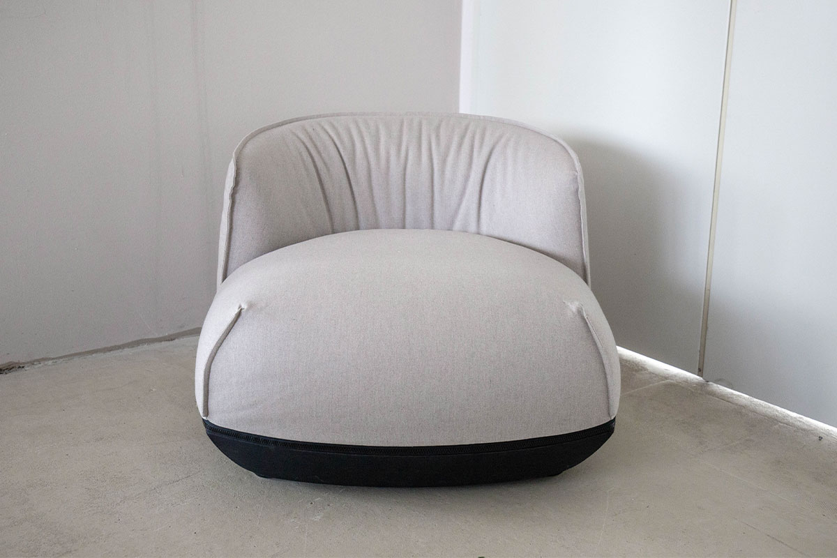 Outdoor-Loungesessel Brioni hellgrau von Kristalia