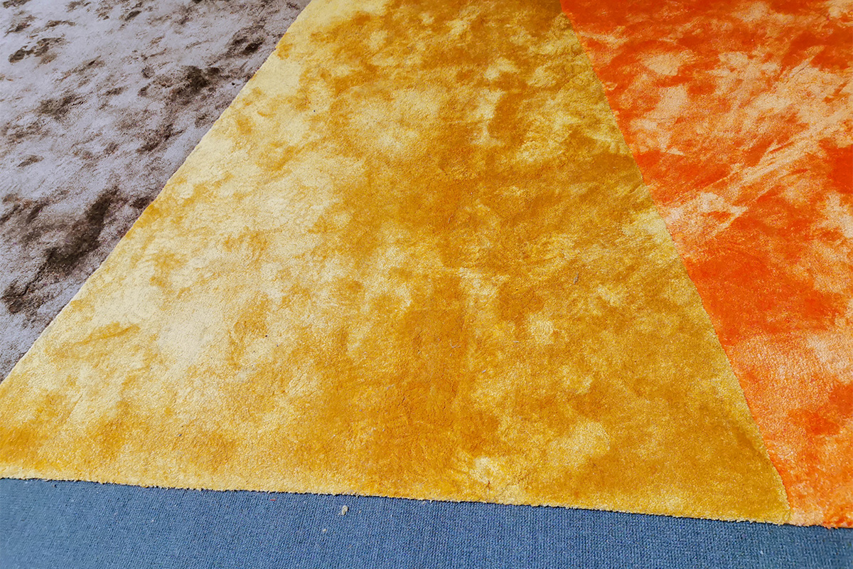 Teppich Clash von Kymo