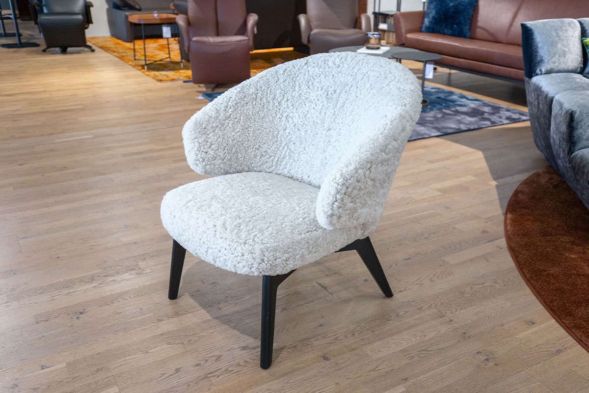 Sessel Let von Fritz Hansen f&uuml;r 2.295 &euro;