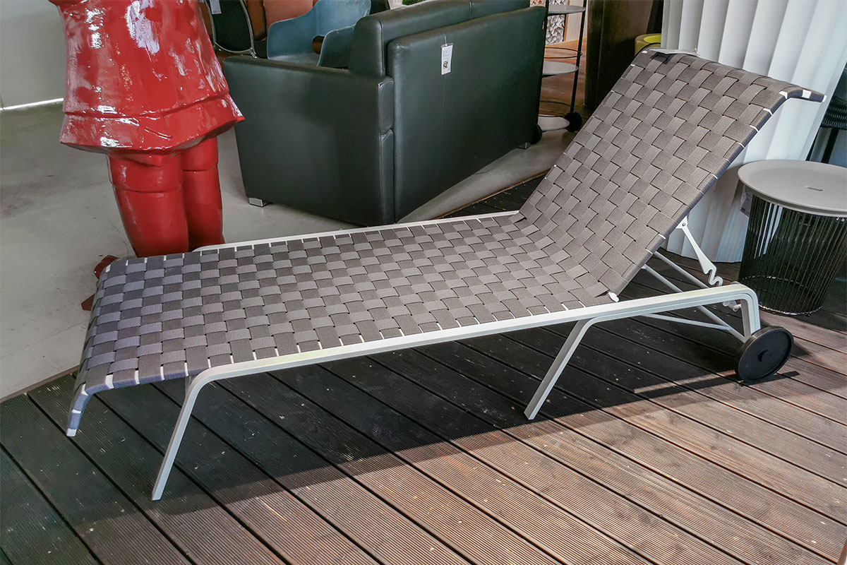 Outdoor-Liege Rest Lettino von Kristalia im Sale