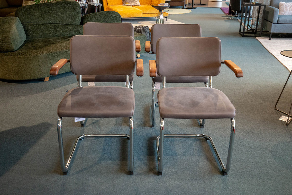 Stuhlgruppe S 64 PV von Thonet