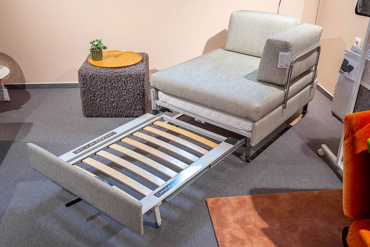 Schlafhocker Bed for Living von Swiss Plus