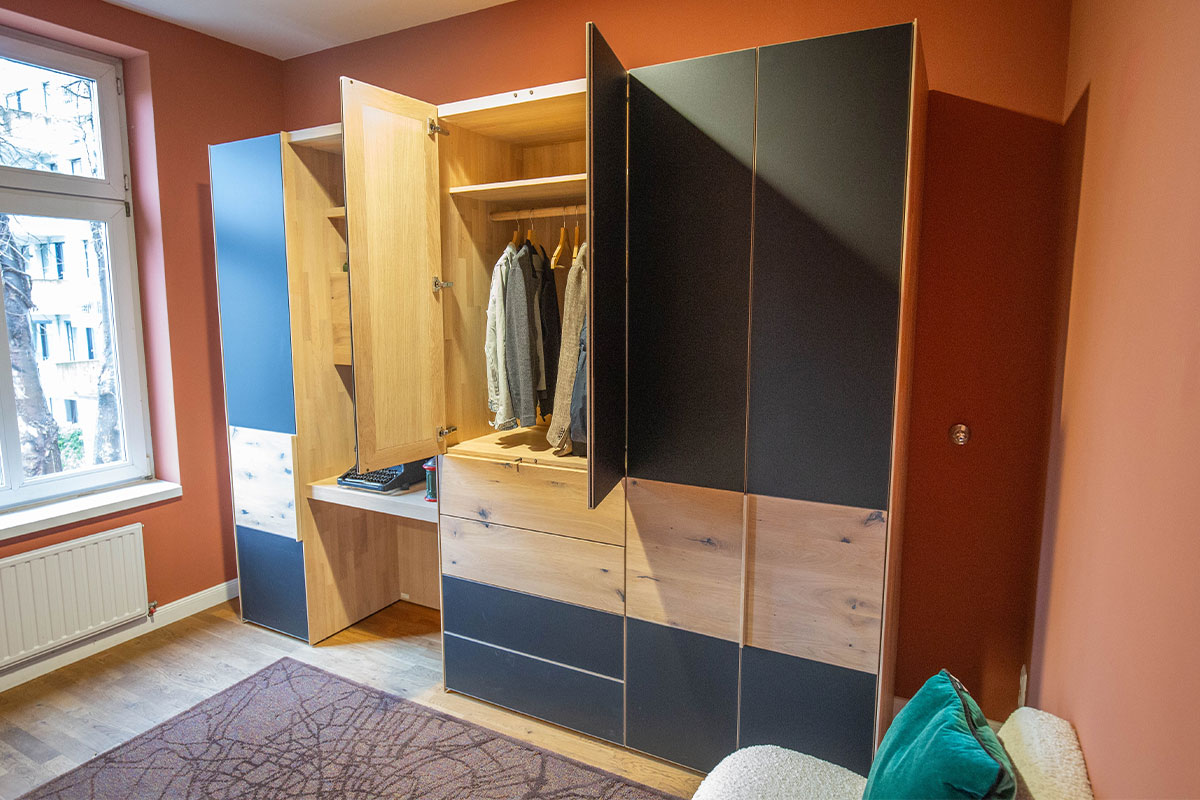 Kleiderschrank Valore von Team 7