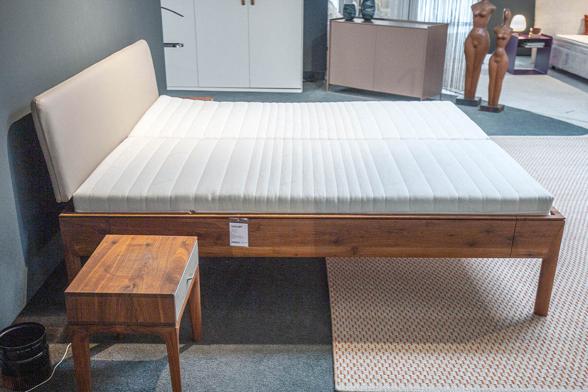 Bett Fira von Scholtissek