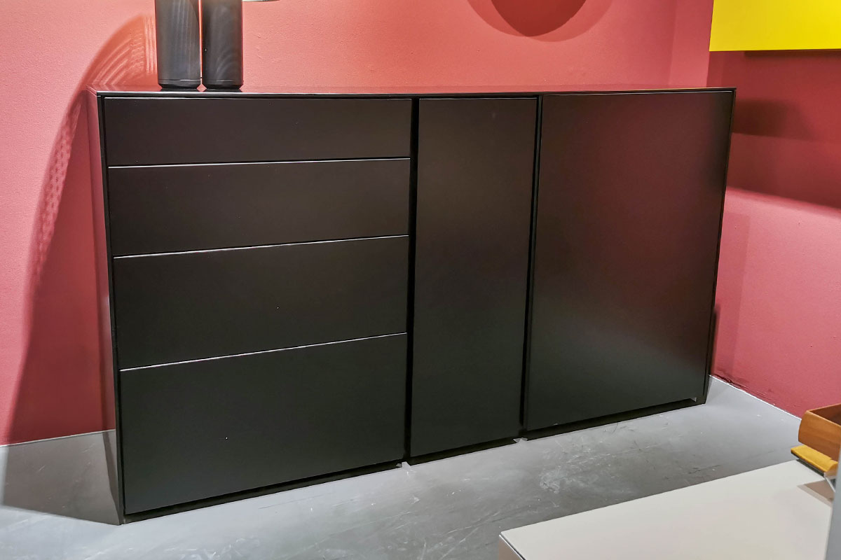 Sideboard Stripes von Schnbuch im Sale