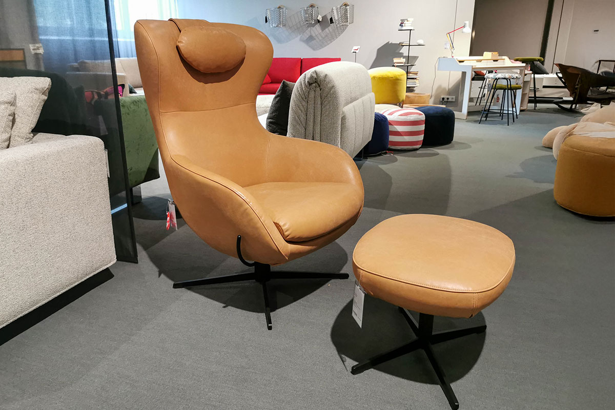 Sessel Jester inkl. Hocker von Signet