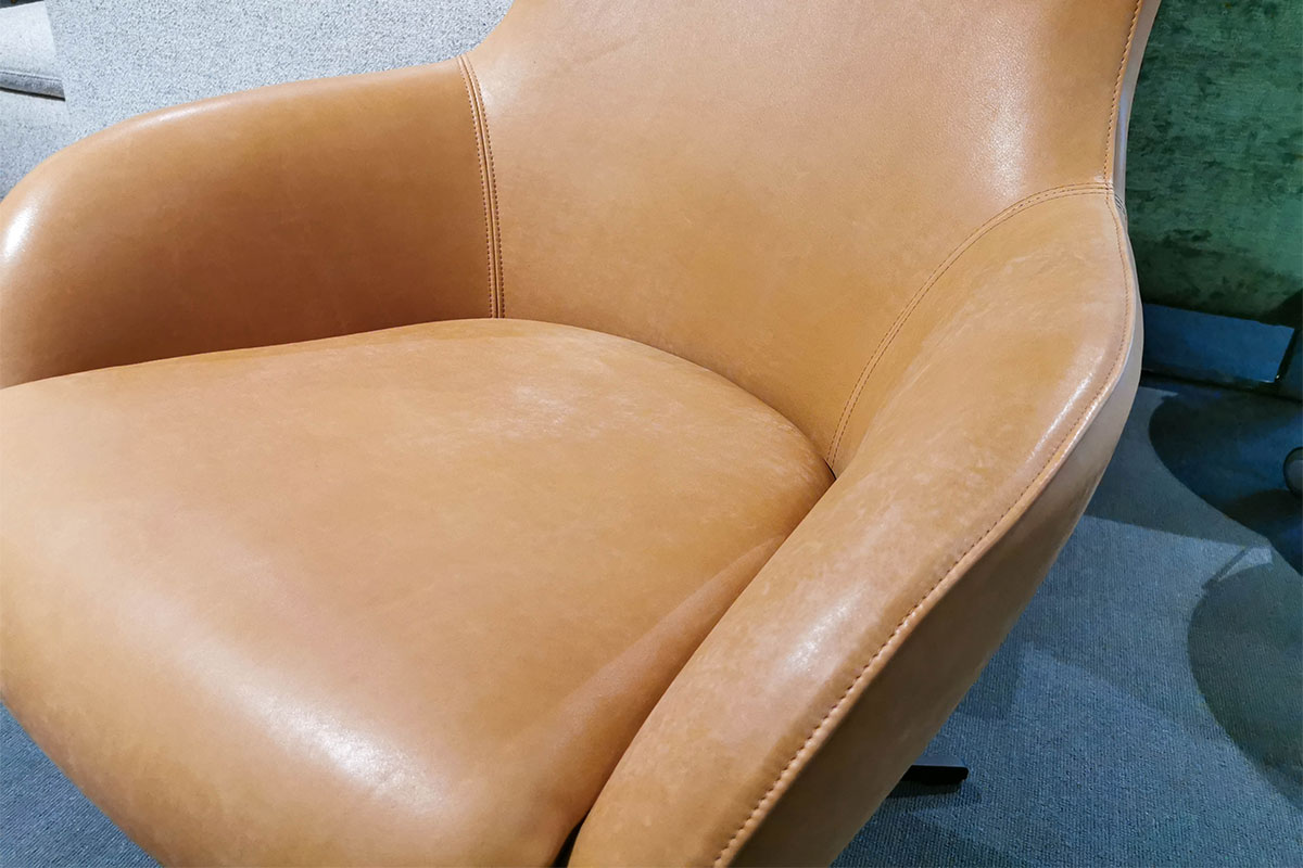 Sessel Jester inkl. Hocker von Signet
