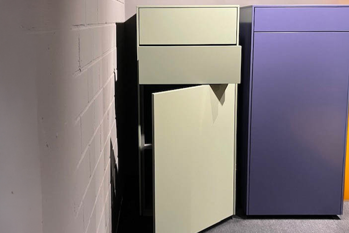 Kommode Velare graugr�n von Cramer Holzmanufaktur