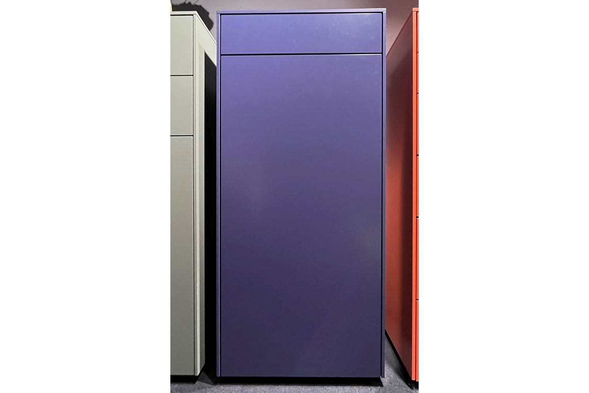 Kommode Velare blau von Cramer Holzmanufaktur