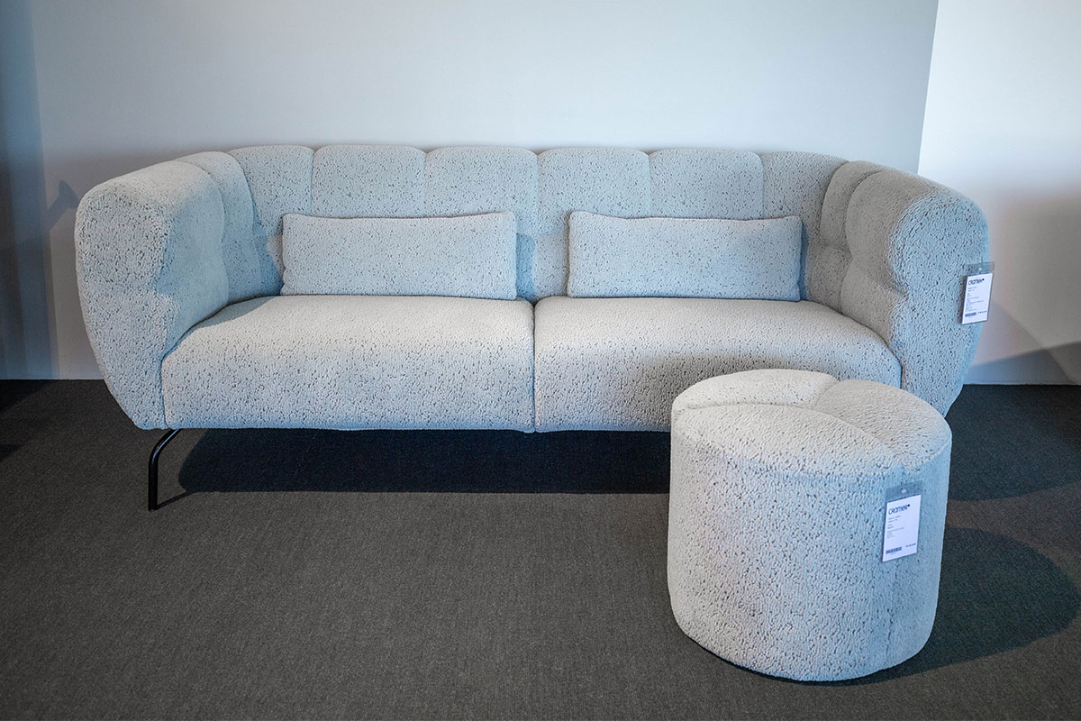 Sofa Magnolia inkl. Hocker  von Br�hl f&uuml;r 3.650 &euro;