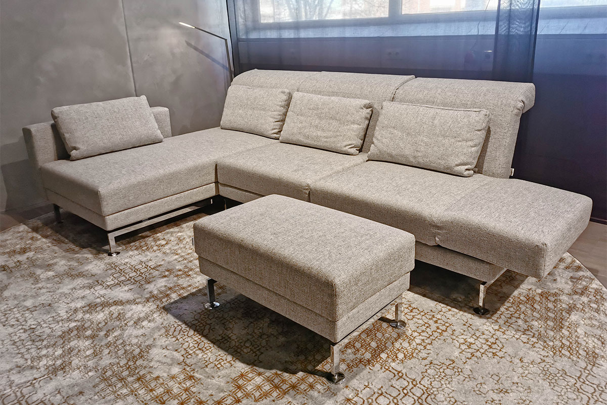 Ecksofa Moule Medium inkl. Hocker von Brühl