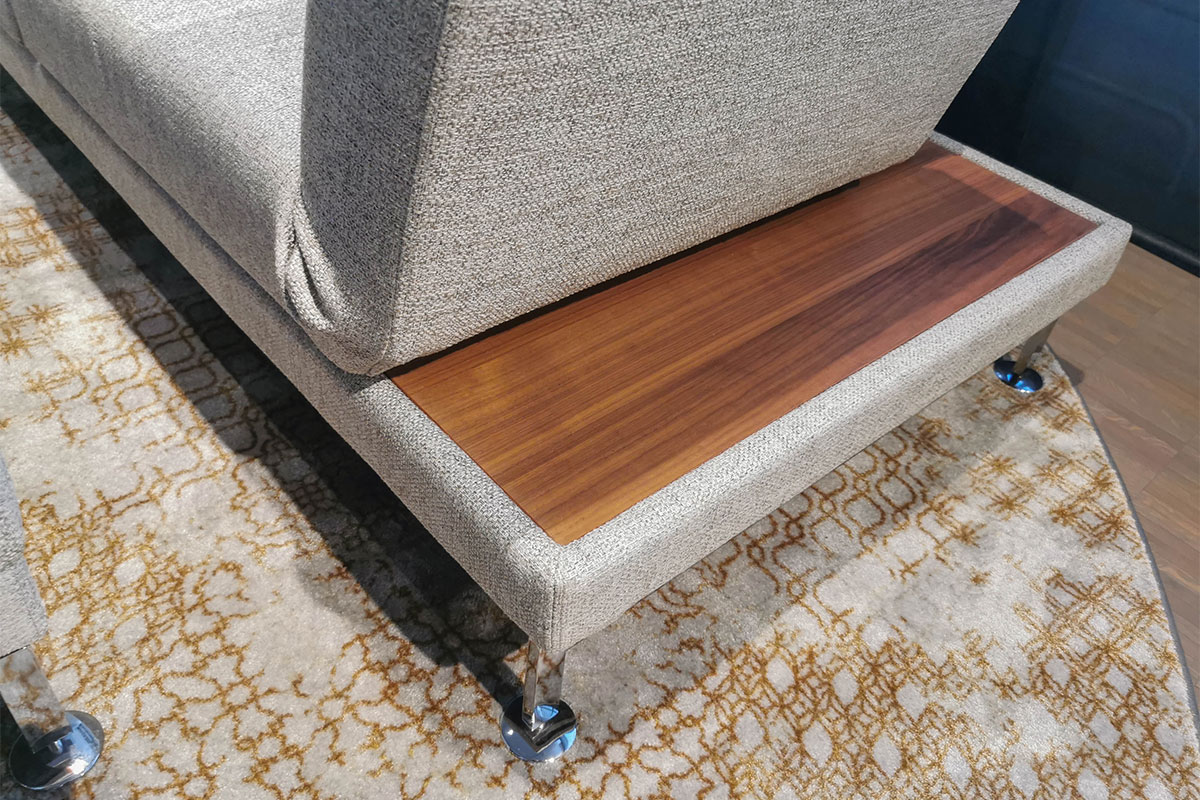 Ecksofa Moule Medium inkl. Hocker von Brühl