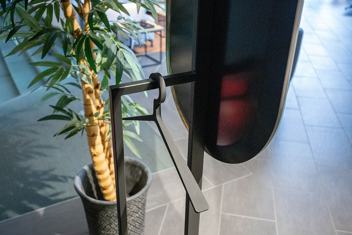 Garderobe Stummer Diener 907 mit Spiegel  von Rolf Benz