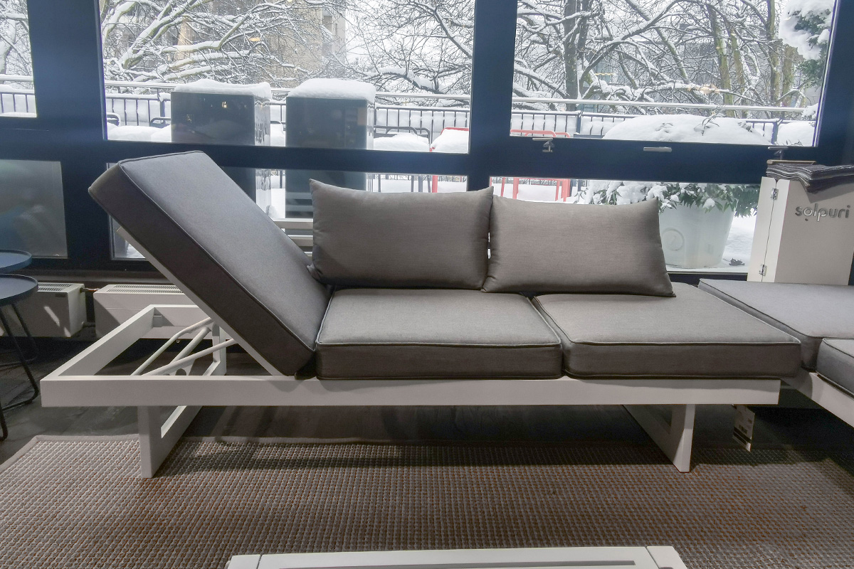 Outdoor-Liege New Holly von Stern