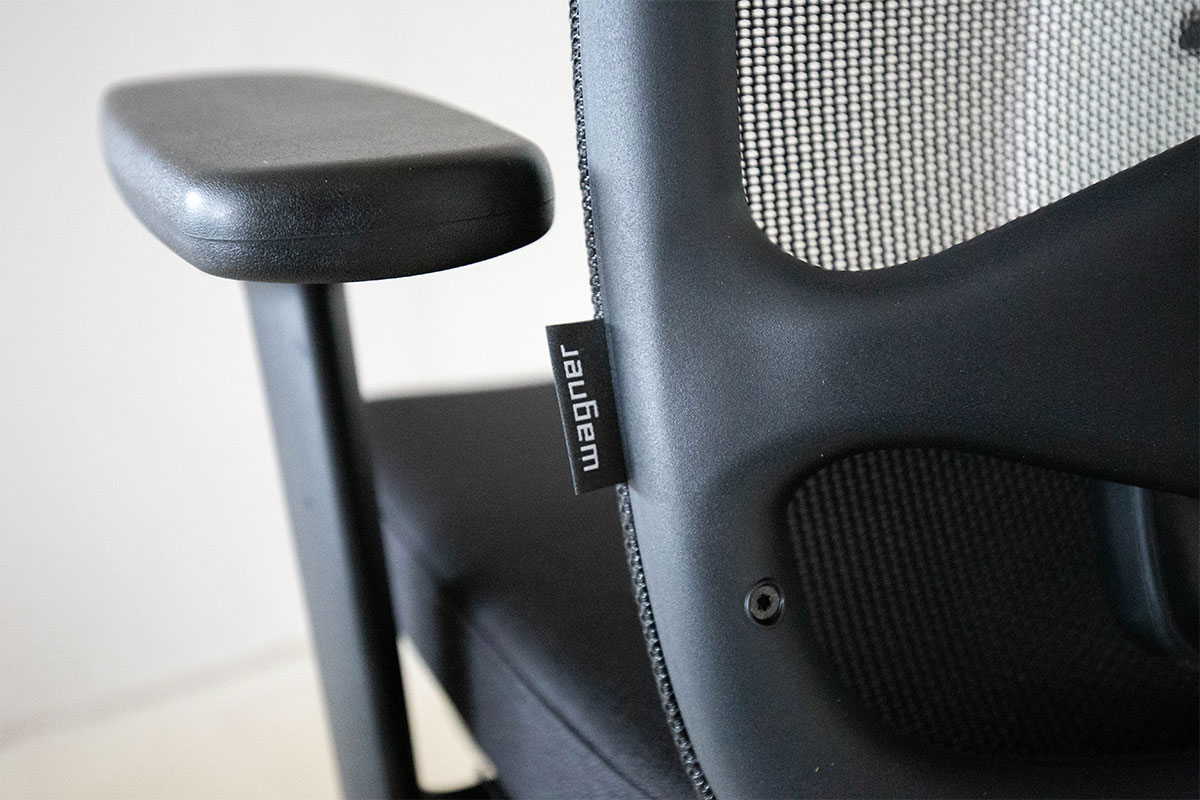 Bürodrehstuhl Alumedic Black Edition von Wagner