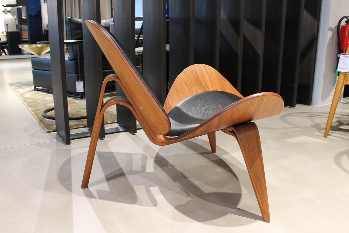 Sessel CH07 The Shell Chair von Carl Hansen