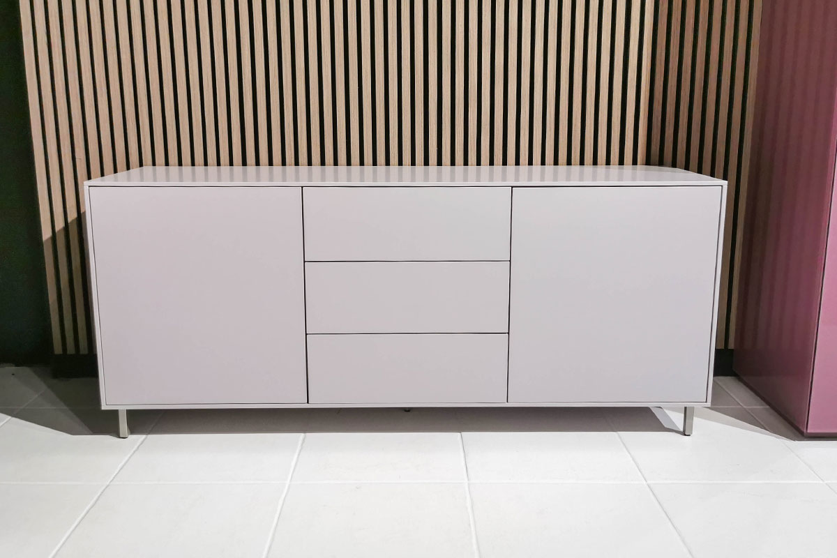 Sideboard Velare von Cramer Holzmanufaktur f&uuml;r 2.890 &euro;