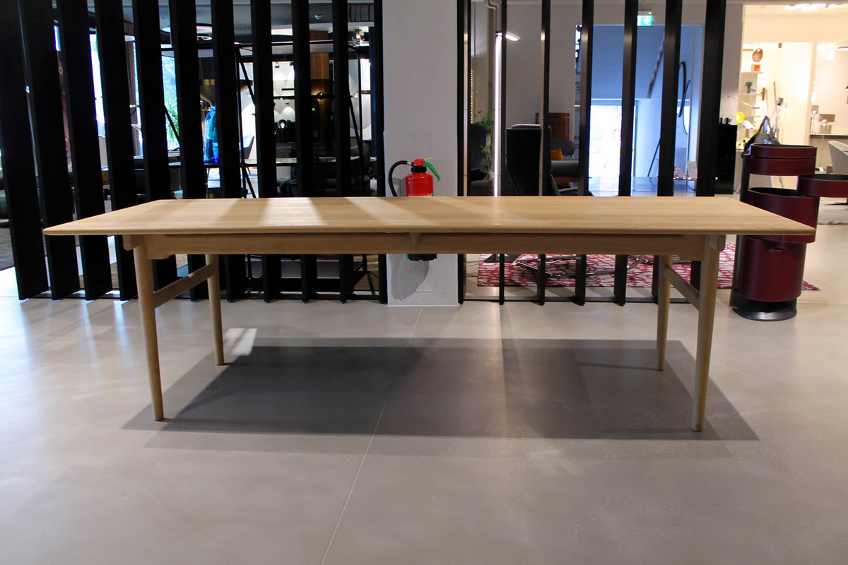 Tisch CH327 von Carl Hansen
