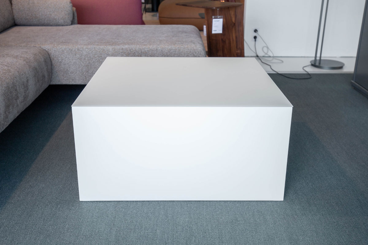 Couchtisch Arcum von Cramer Holzmanufaktur