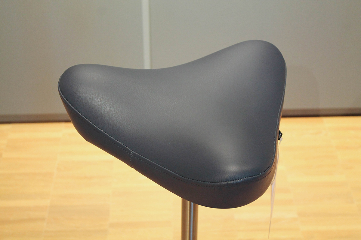 Pendelhocker Move Compact Small von Varier