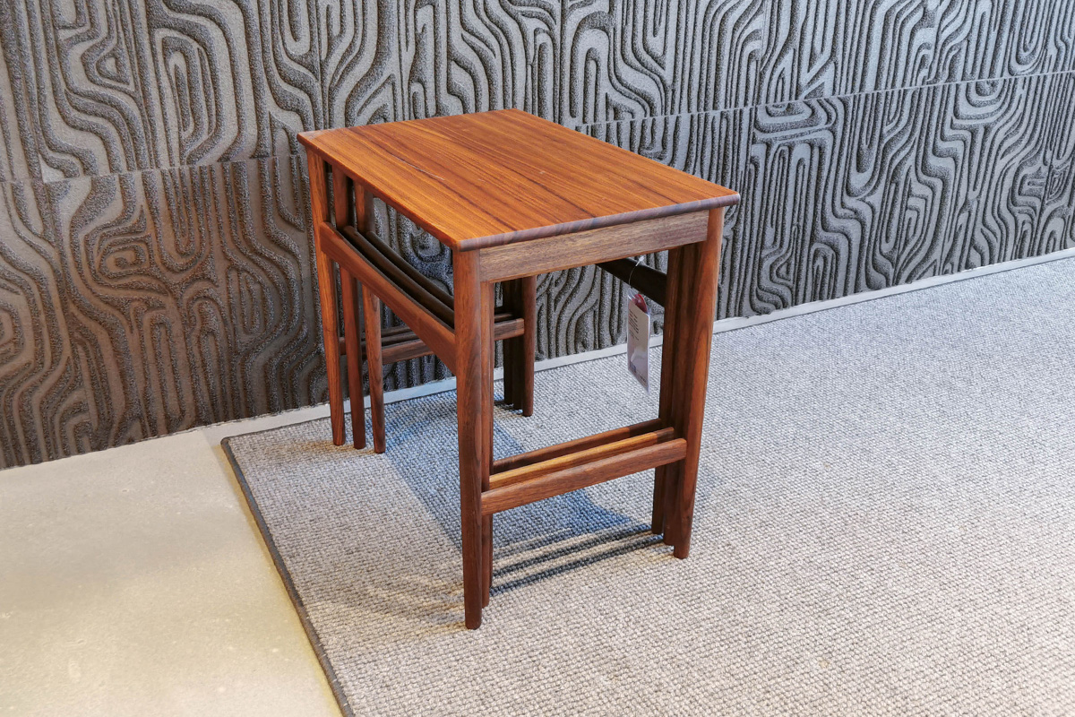 3er Set Beistelltische Nesting Tables Walnuss von Carl Hansen