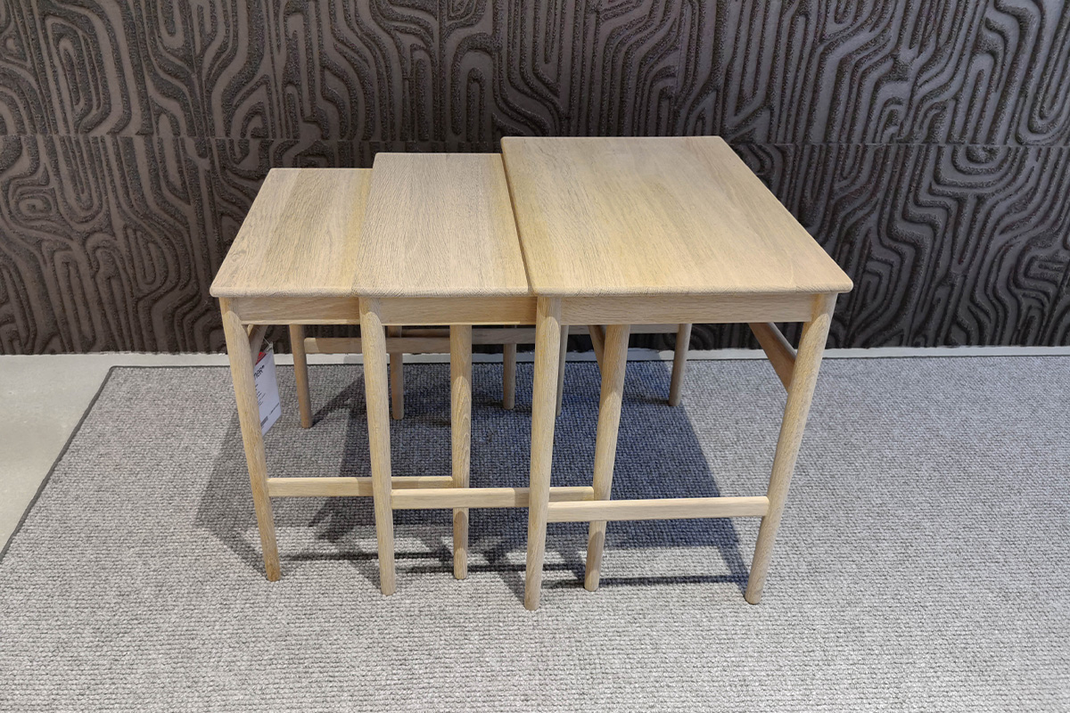 3er Set Beistelltische Nesting Tables Eiche geseift von Carl Hansen