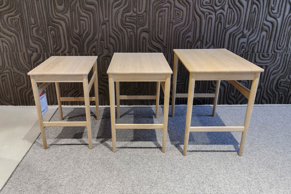 3er Set Beistelltische Nesting Tables Eiche geseift von Carl Hansen