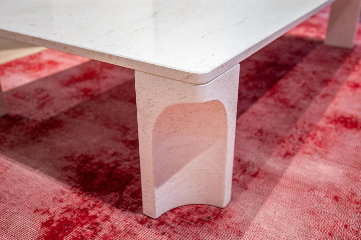 Couchtisch Doric  von Gubi