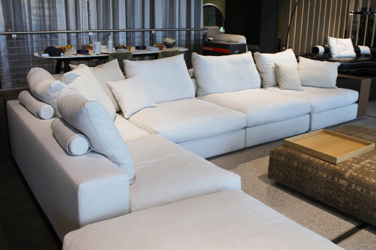 Sofa Groundpiece inkl. Hocker von Flexform