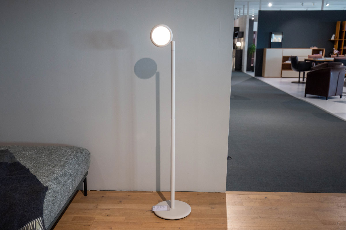 Akku-Stehleuchte Parrot sand white von GRAU