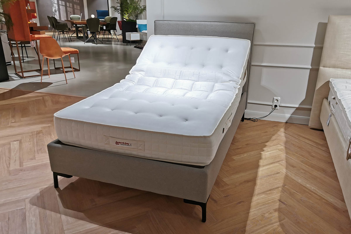 Boxspringbett motorisiert Modern von Treca