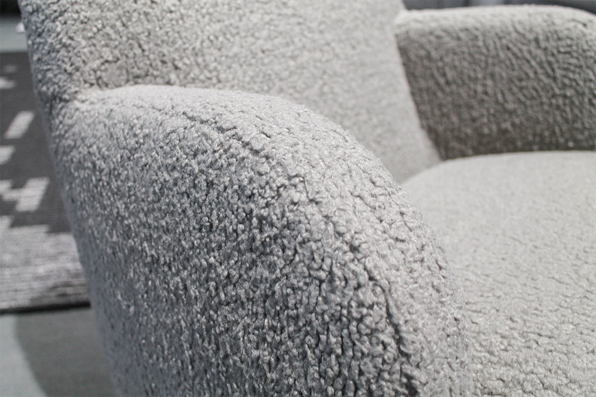 Schaukelsesssel Cavallo mit Armlehnen von Cramer Polstermanufaktur