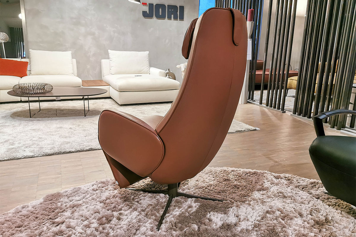 Relaxsessel Cosy Ghost multi-move medi Leder Lipano Castagna von Jori