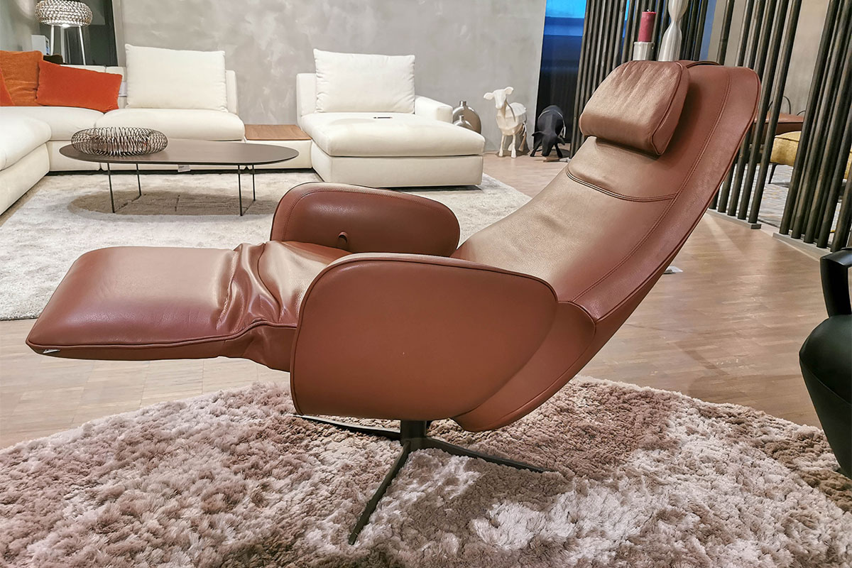 Relaxsessel Cosy Ghost multi-move medi Leder Lipano Castagna von Jori