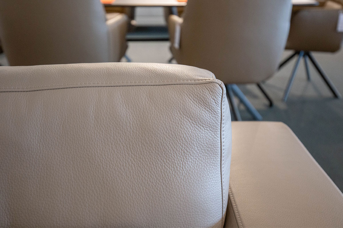 Sofa Ventiquattro von Cramer Polstermanufaktur