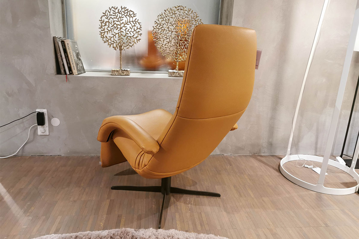 Relaxsessel Yoga mono-move medi Leder Celia Oro von Jori