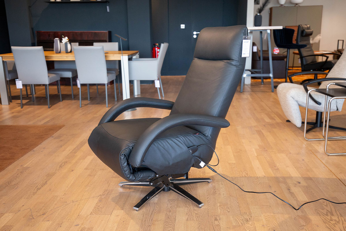 Relaxsessel Simba von Str�ssle f&uuml;r 3.995 &euro;